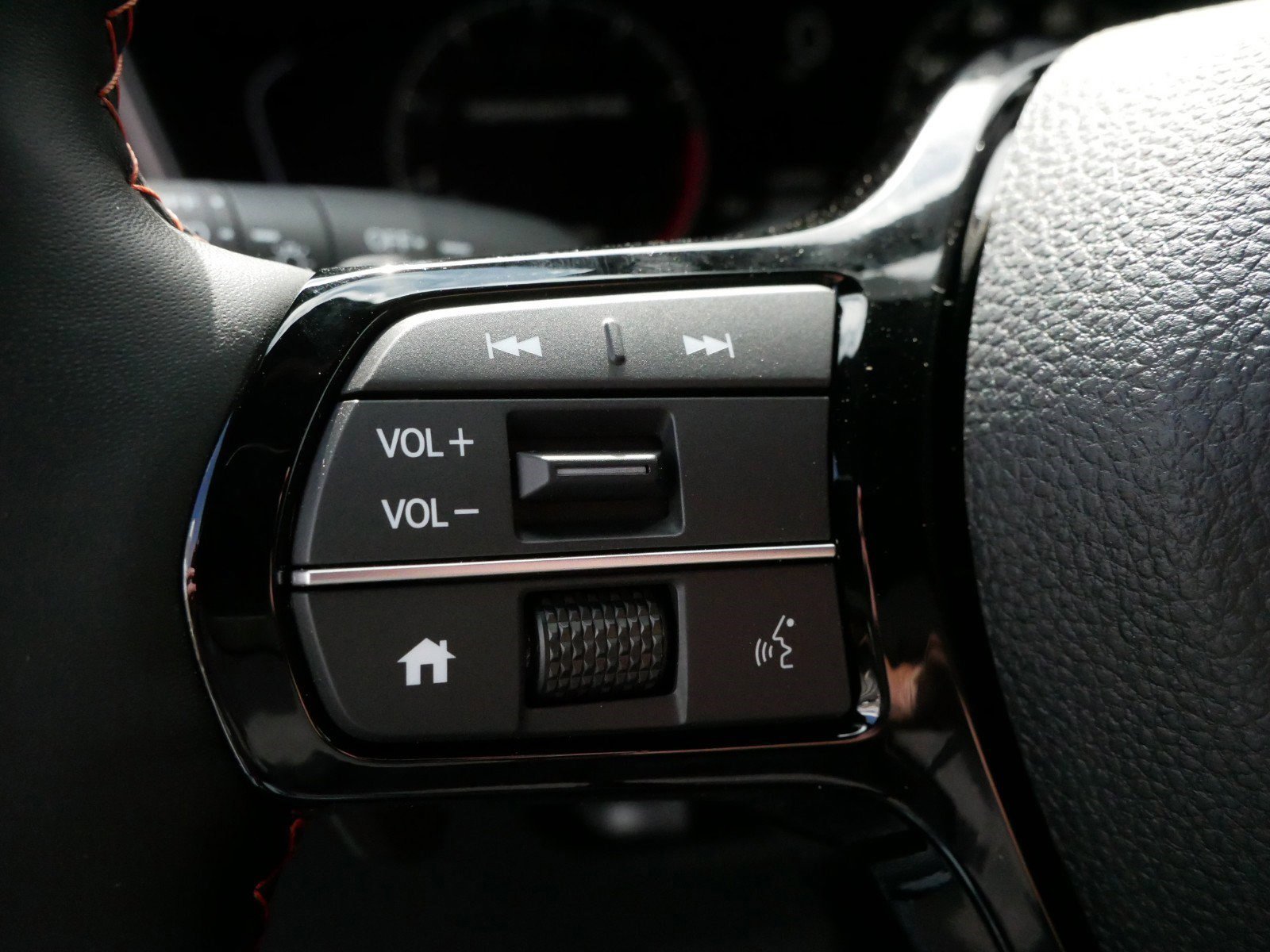 New 2025 Honda Pilot TrailSport image 24