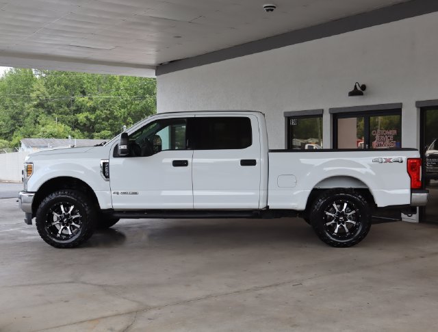 Used 2019 Ford F250 XLT w/ Snow Plow Prep Package AWD/4WD image 2