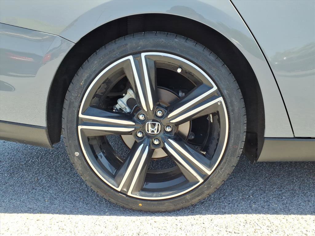 Used 2023 Honda Accord Sport image 26