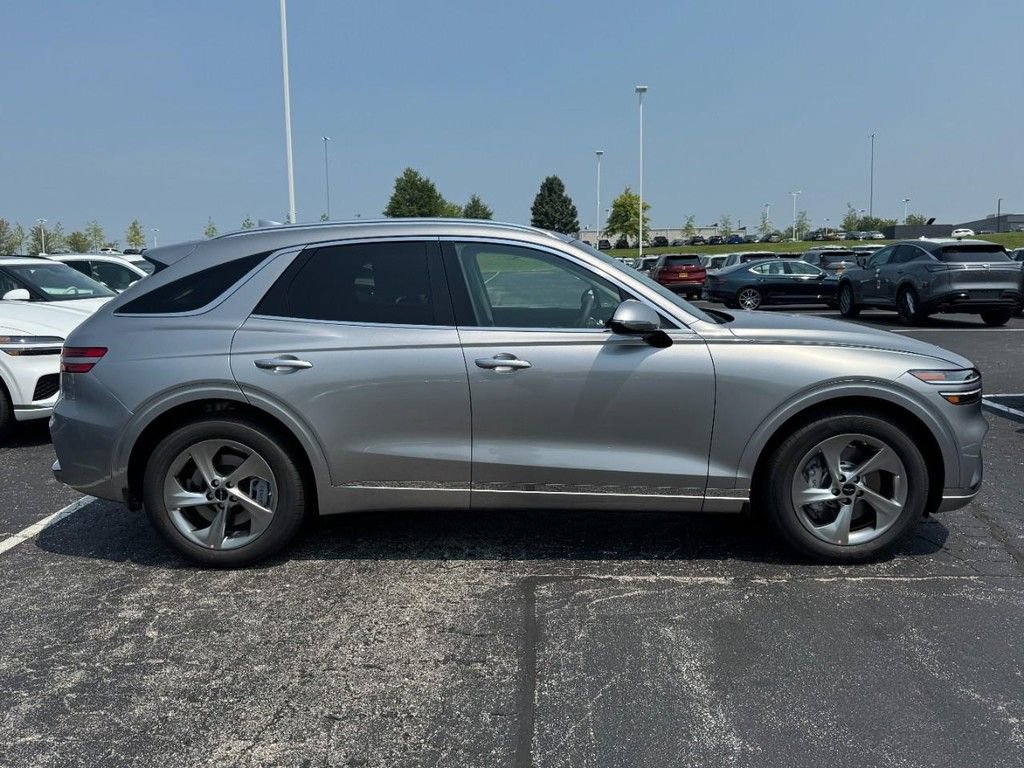 New 2026 Genesis GV70 2.5T Select image 2