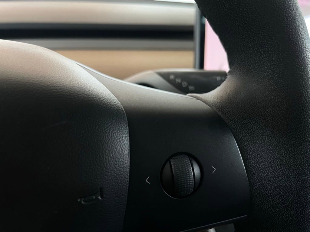 Used 2020 Tesla Model 3 Standard Range Plus RWD image 25