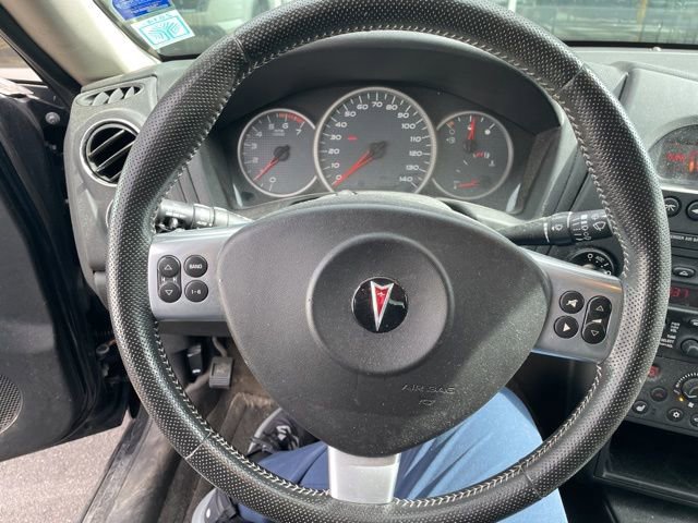 Used 2006 Pontiac Grand Prix GT w/ Premium Package image 11
