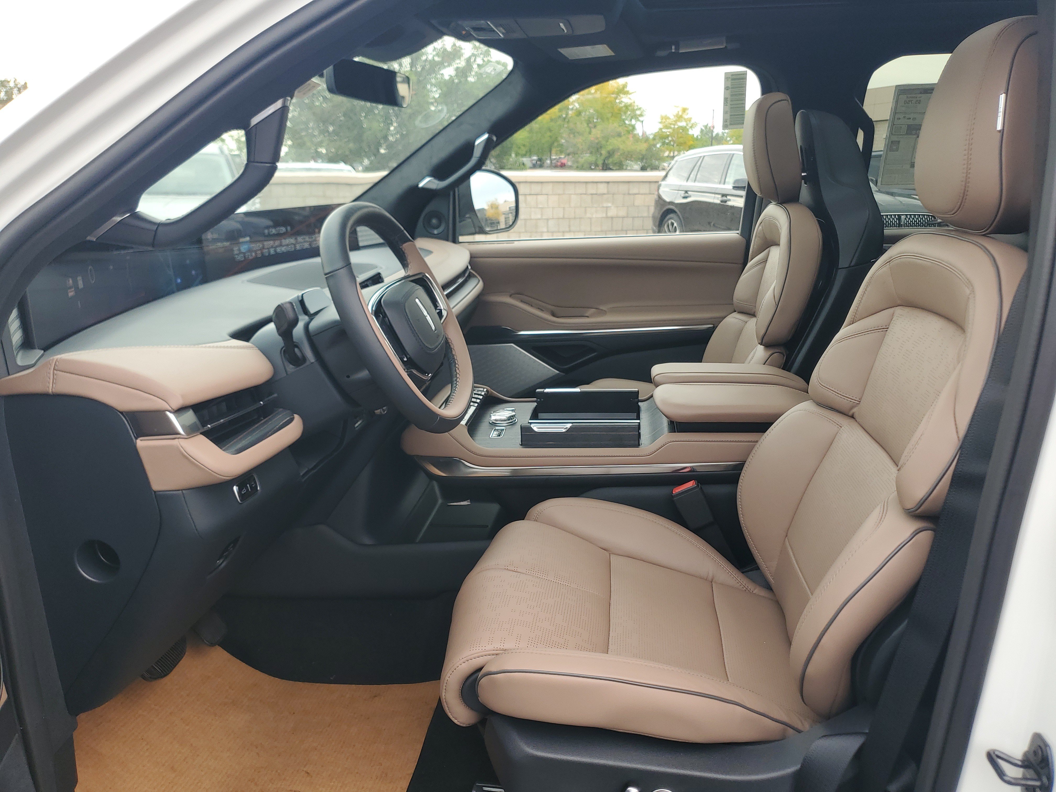 New 2027 Lincoln Navigator L Black Label AWD/4WD image 12