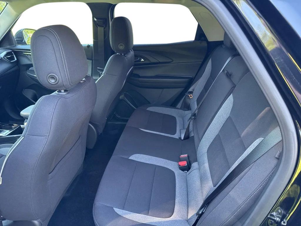 New 2026 Chevrolet TrailBlazer LT w/ Convenience Package FWD image 29