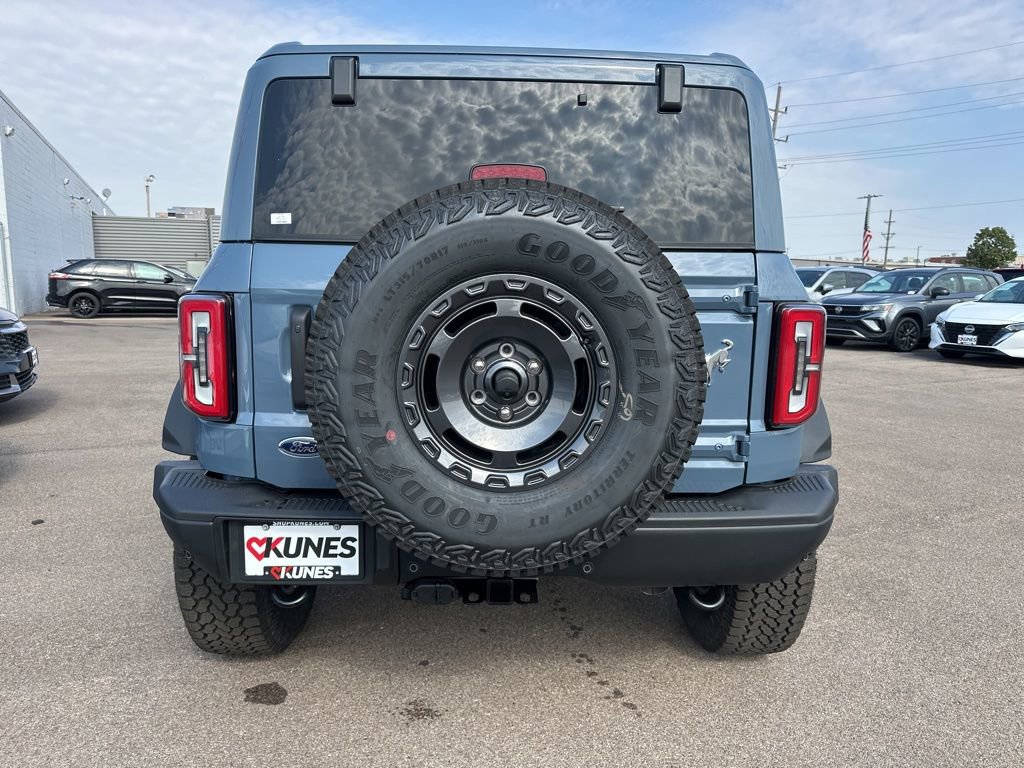 New 2025 Ford Bronco Badlands image 12