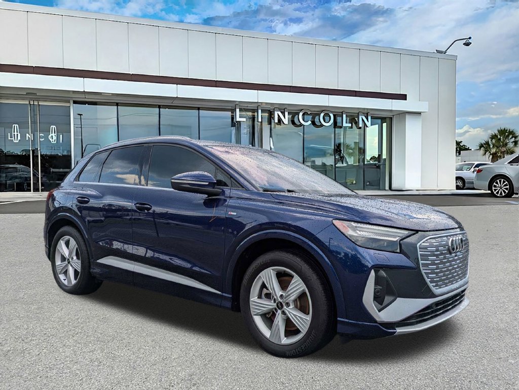 Used 2025 Audi Q4 e-tron Prestige w/ Cold Weather Package AWD/4WD 360° Tour