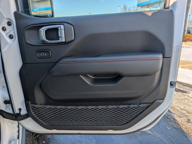 Used 2023 Jeep Wrangler Unlimited Rubicon w/ Steel Bumper Group image 13