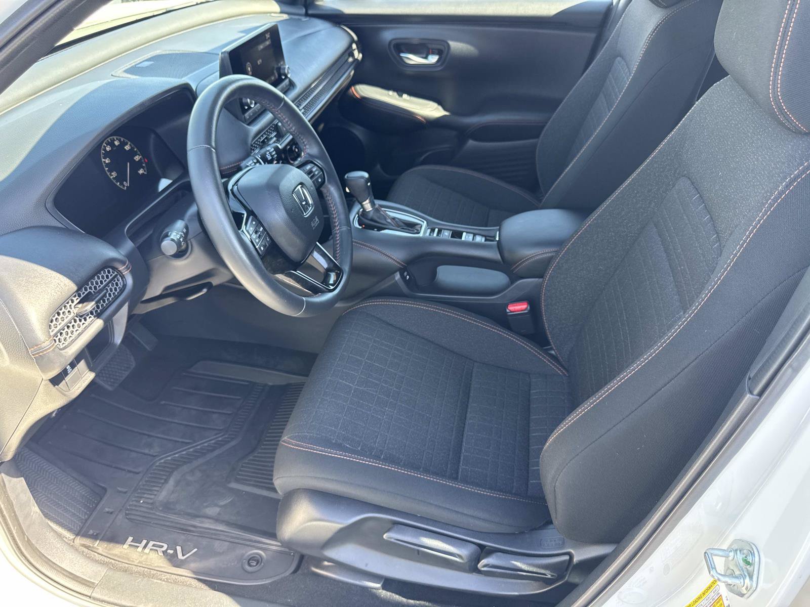 Certified 2025 Honda HR-V Sport image 22