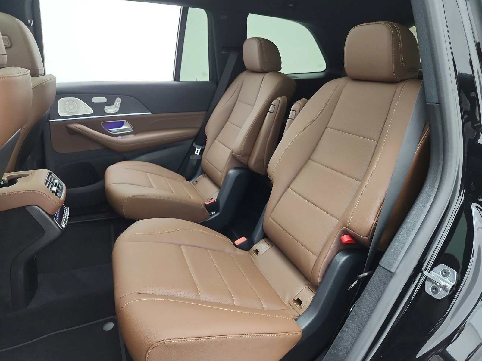 New 2026 Mercedes-Benz GLS 450 4MATIC image 11