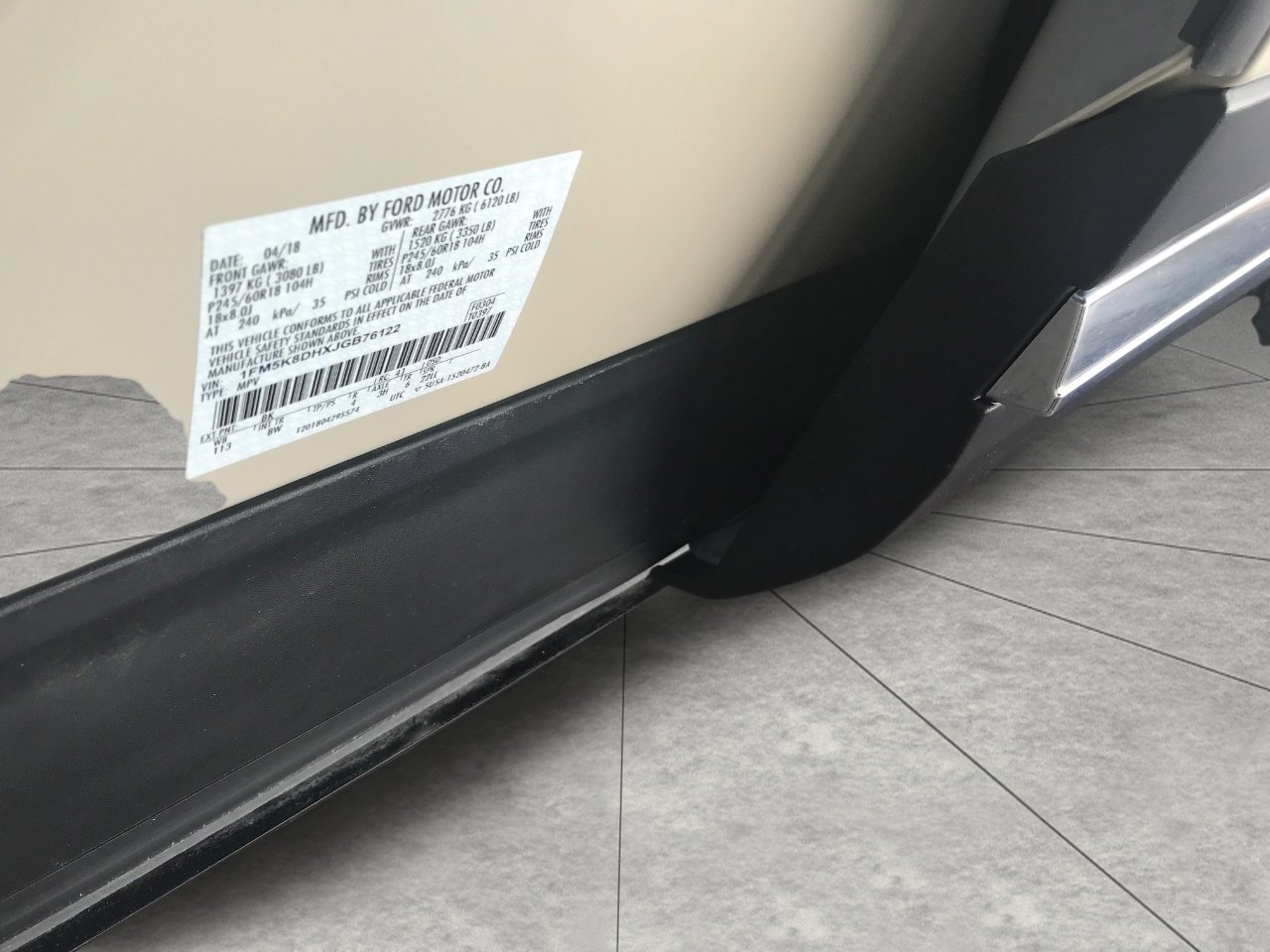 Used 2018 Ford Explorer XLT w/ Equipment Group 202A image 32