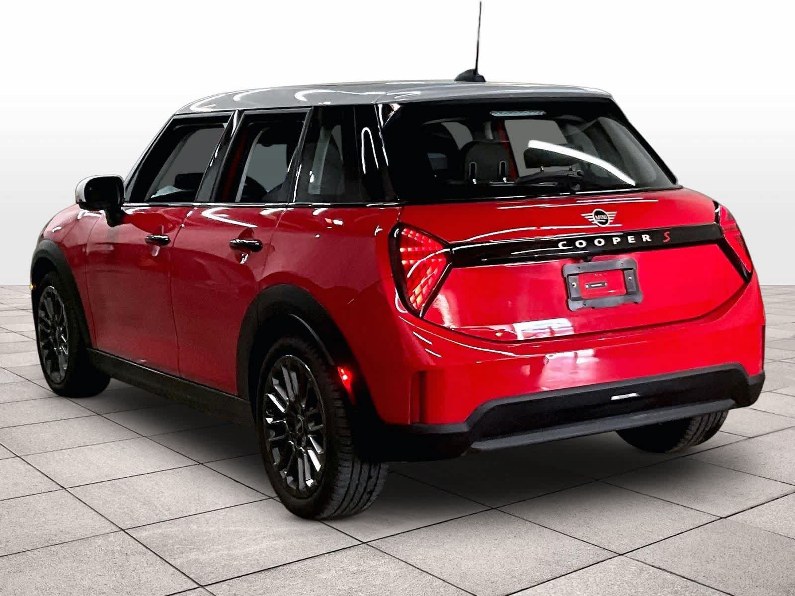 Certified 2025 MINI Cooper S FWD image 14