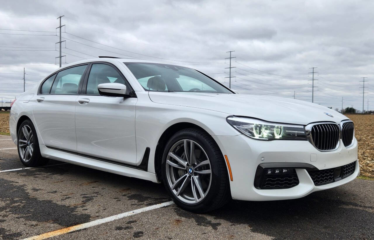 Used 2019 BMW 740i xDrive w/ Executive Package image 6