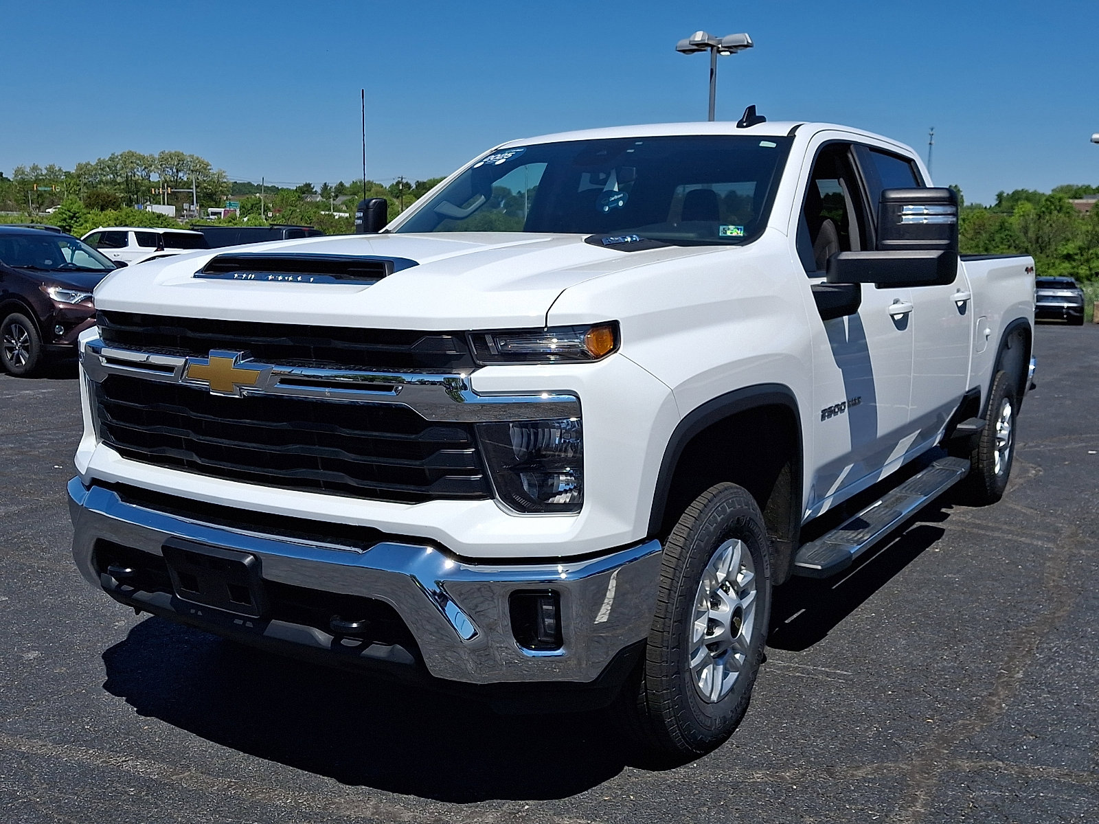 Certified 2025 Chevrolet Silverado 2500 LT w/ Convenience Package AWD/4WD image 3