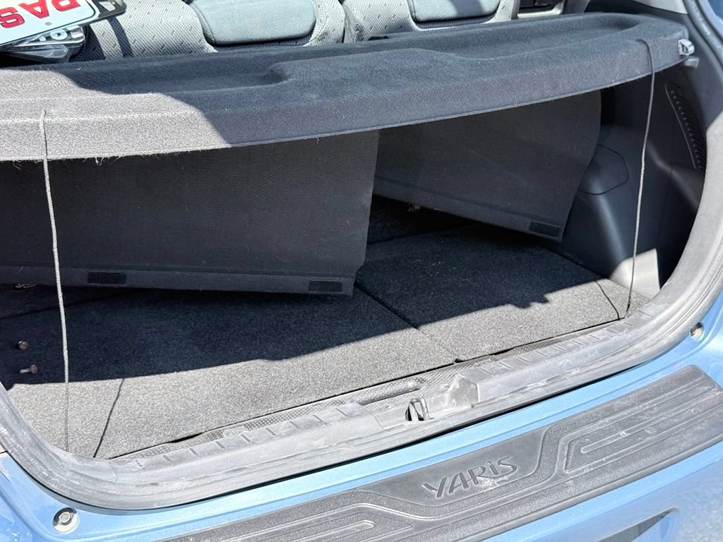 Used 2009 Toyota Yaris 2-Door Hatchback FWD image 23
