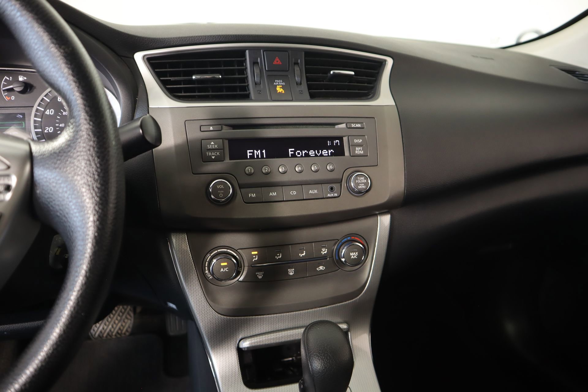 Used 2014 Nissan Sentra SR image 5