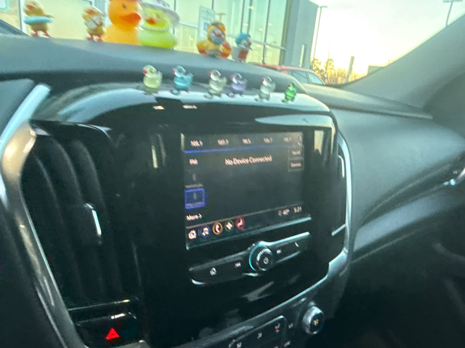 Used 2021 Chevrolet Traverse LS image 9