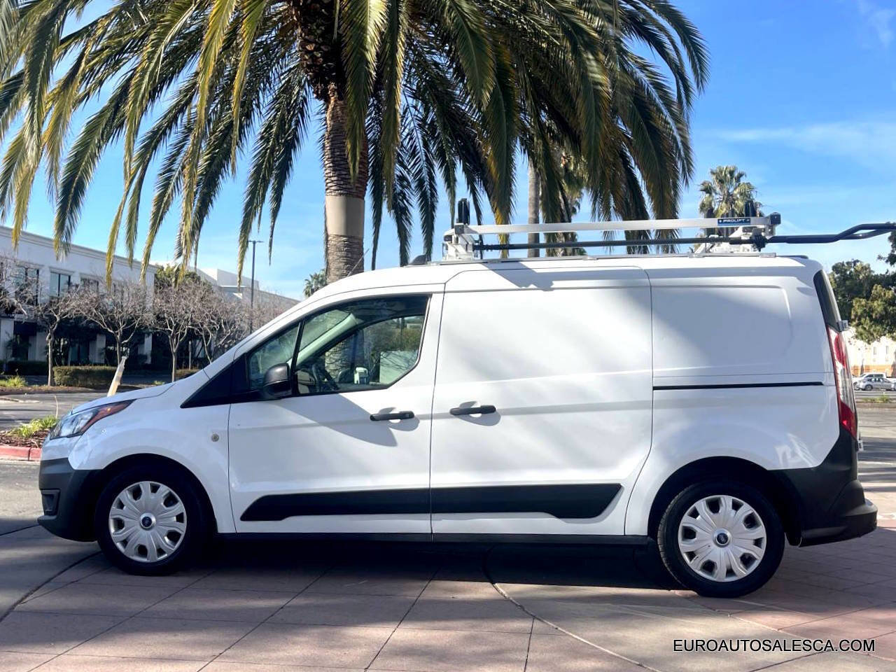 Used 2022 Ford Transit Connect XL image 4