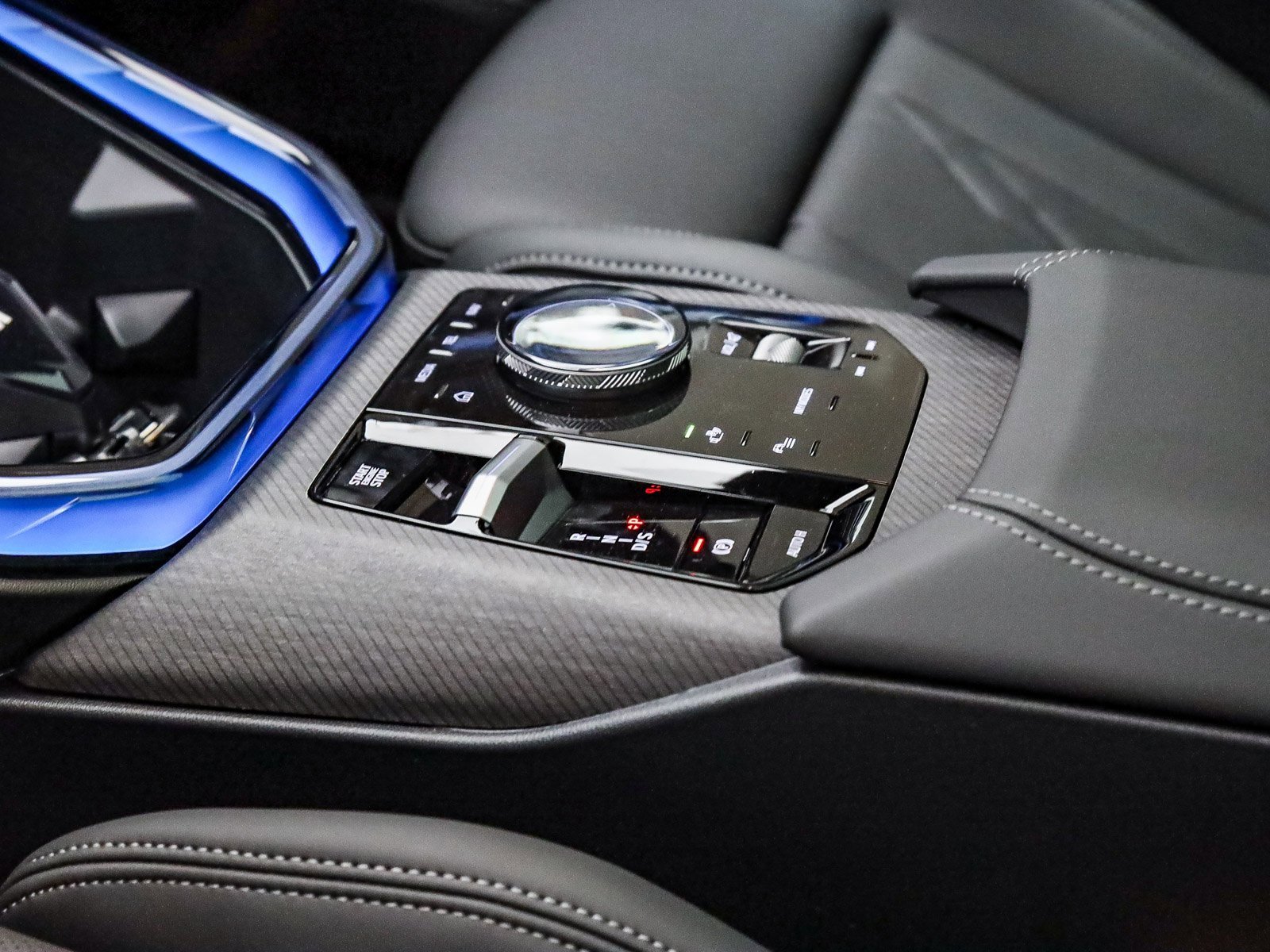 New 2026 BMW X3 xDrive30 w/ Premium Package image 24