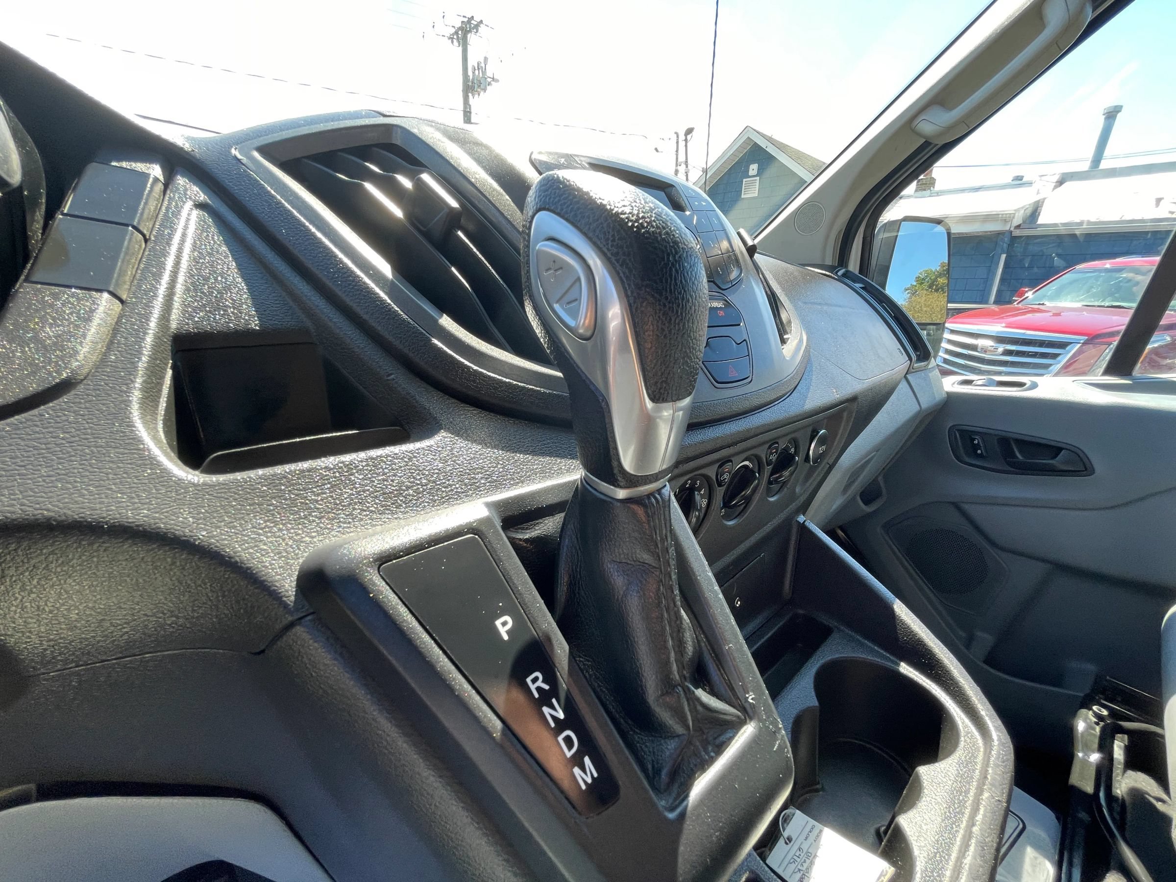 Used 2015 Ford Transit 250 130 Medium Roof RWD image 15