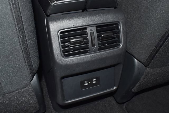 Used 2025 Nissan Rogue SV image 30