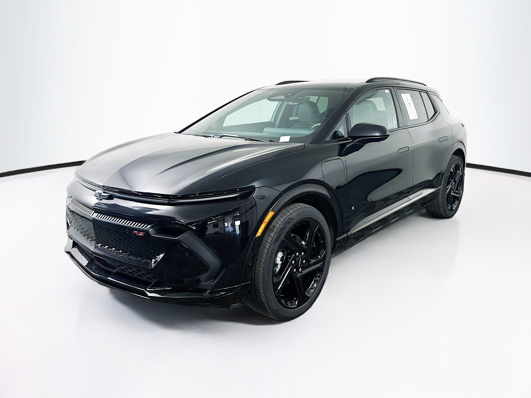 Used 2024 Chevrolet Equinox EV RS FWD image 3