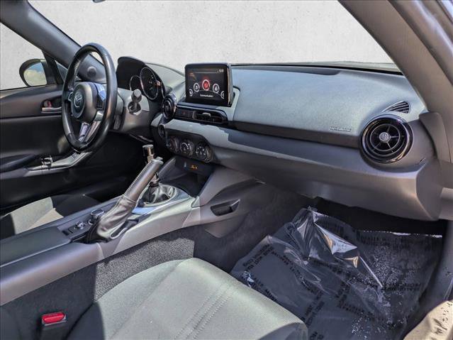 Used 2022 MAZDA MX-5 Miata Sport RWD image 17