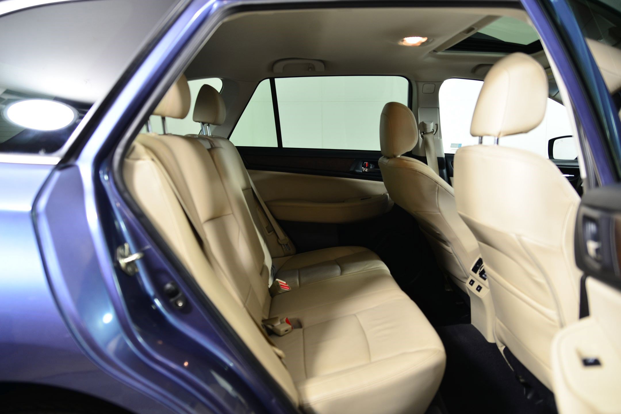 Used 2017 Subaru Outback 2.5i Limited image 24