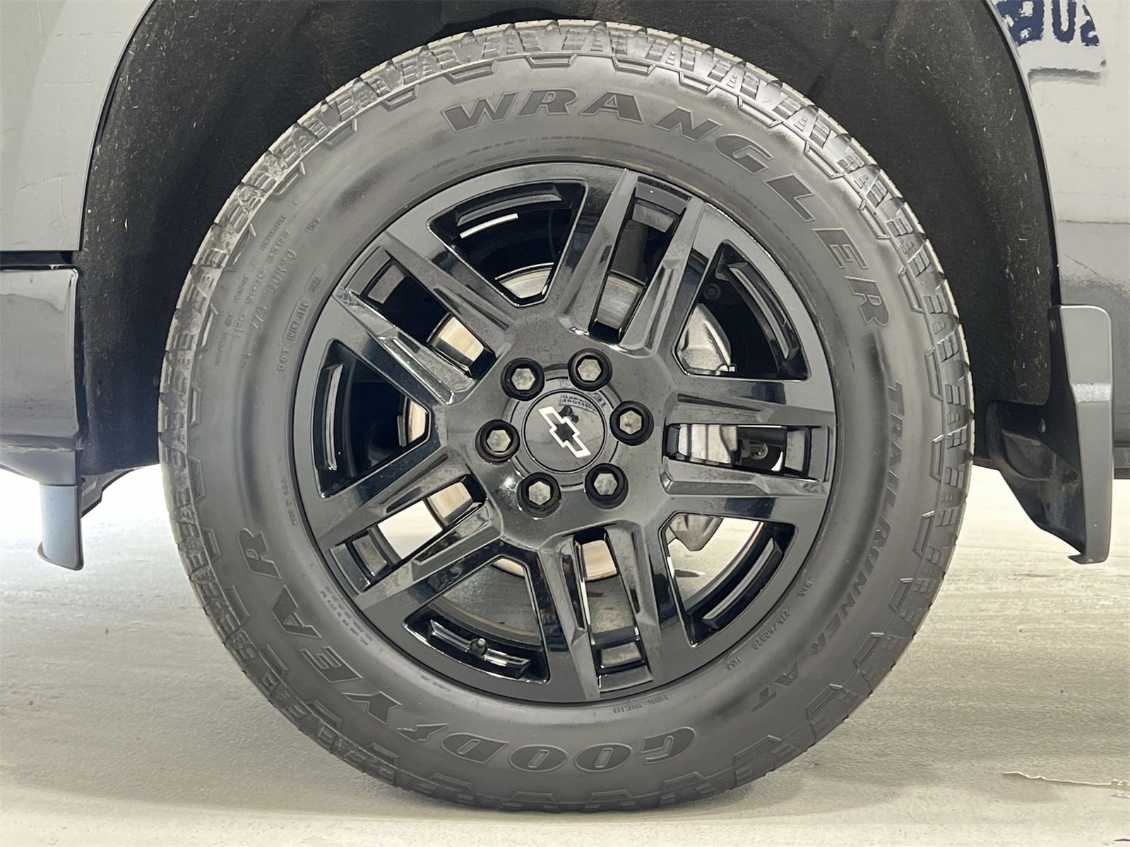 Used 2022 Chevrolet Silverado 1500 Custom image 10