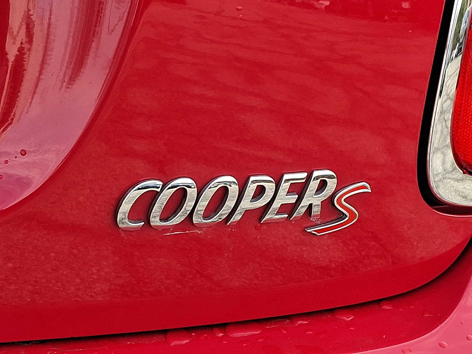 Used 2019 MINI Cooper S w/ Signature Upholstery Package image 28