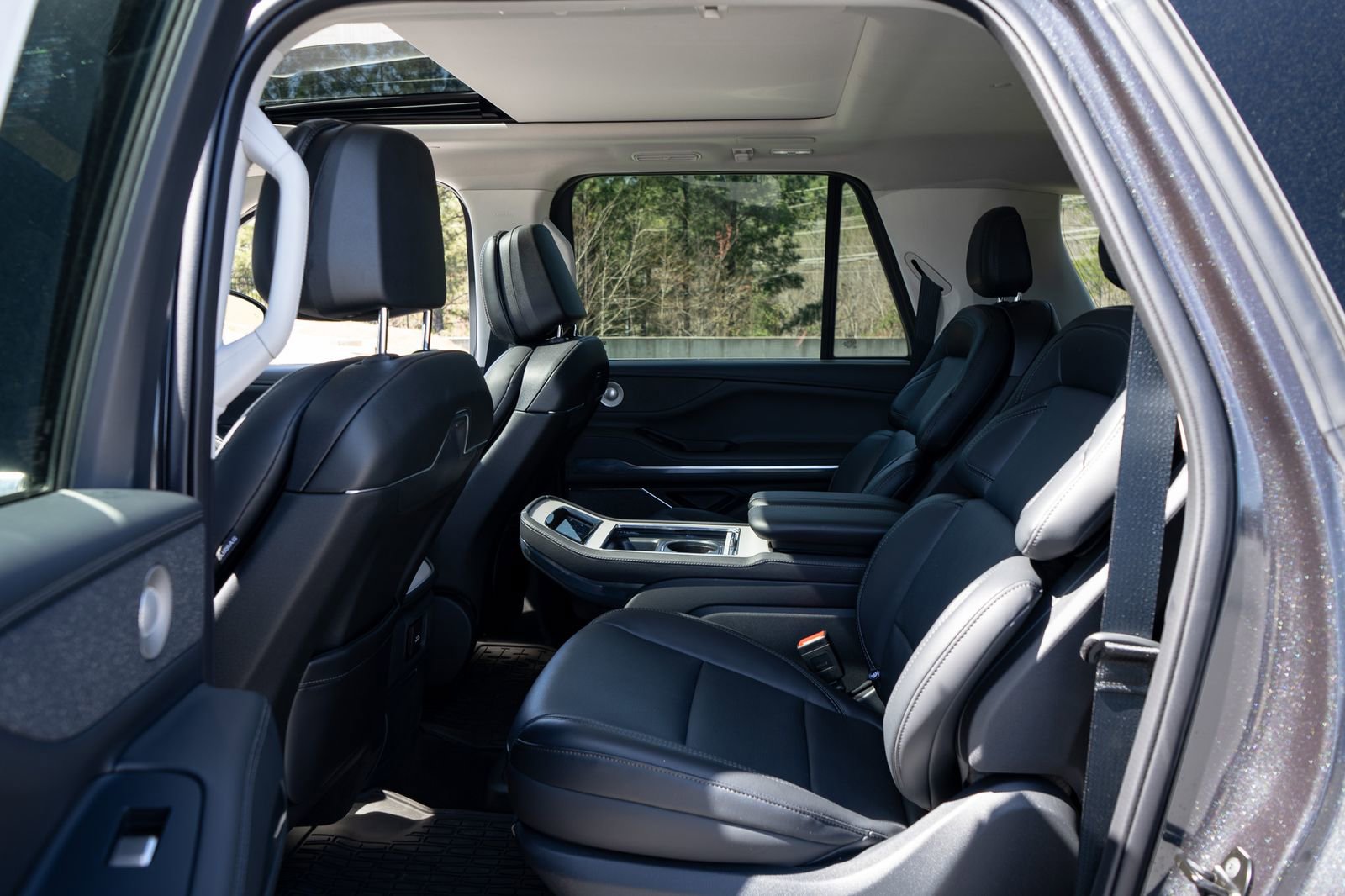 Used 2025 Lincoln Navigator L Reserve image 33