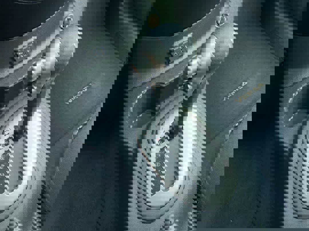 Used 2019 Nissan Versa SV FWD image 19