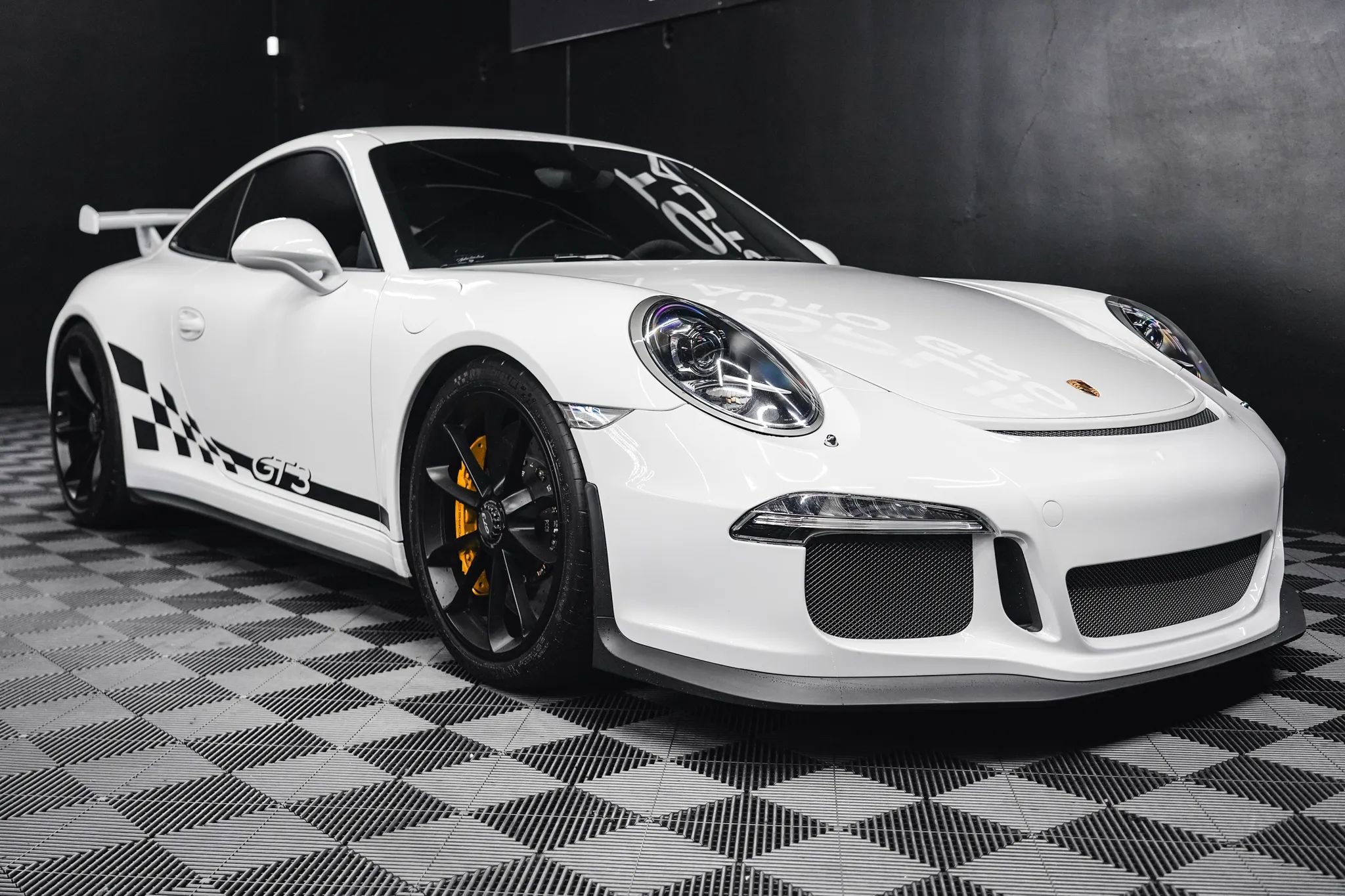 Used 2015 Porsche 911 GT3 RWD image 19
