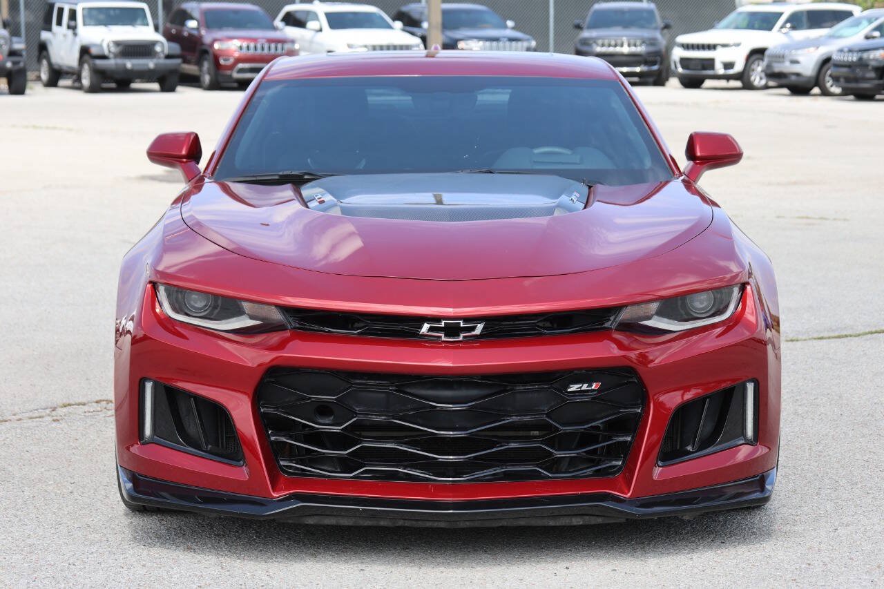 Used 2022 Chevrolet Camaro ZL1 RWD image 5
