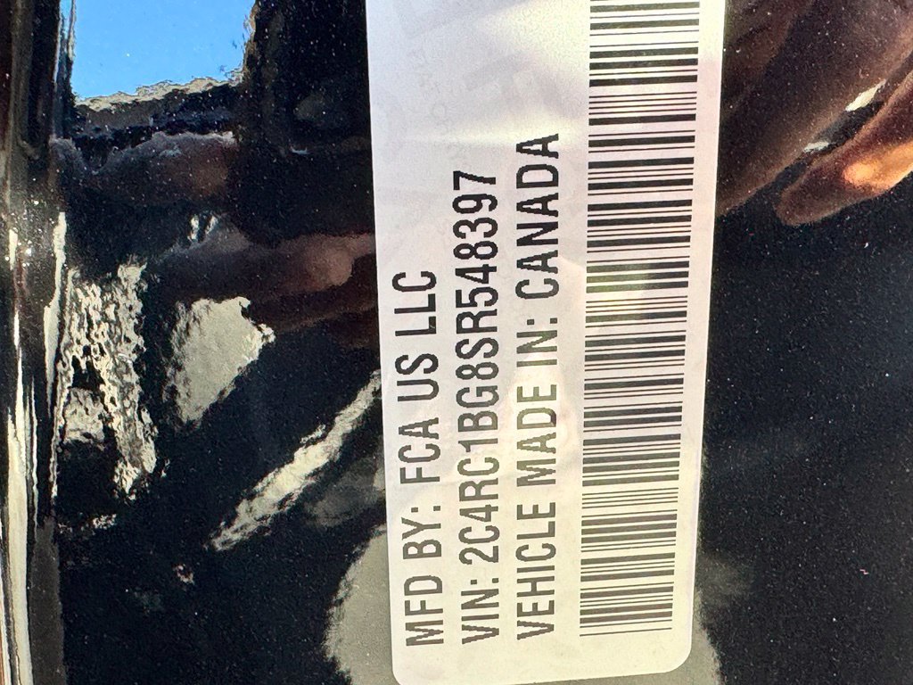 Used 2025 Chrysler Pacifica Select FWD image 39