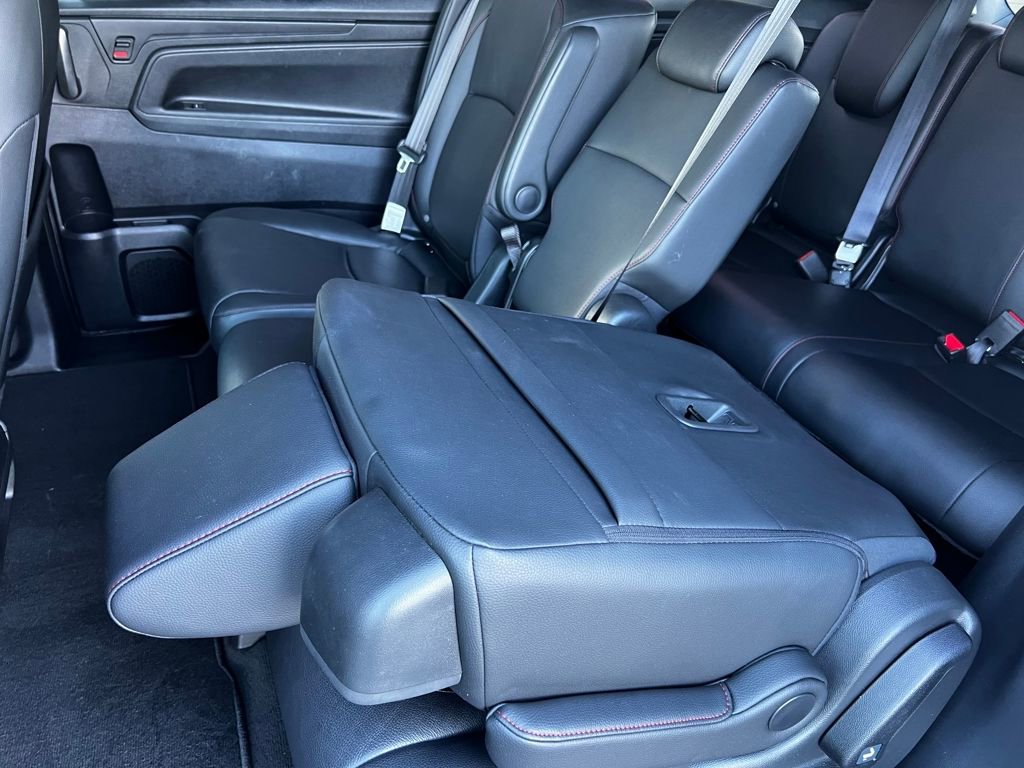 Used 2025 Honda Odyssey Sport-L image 17