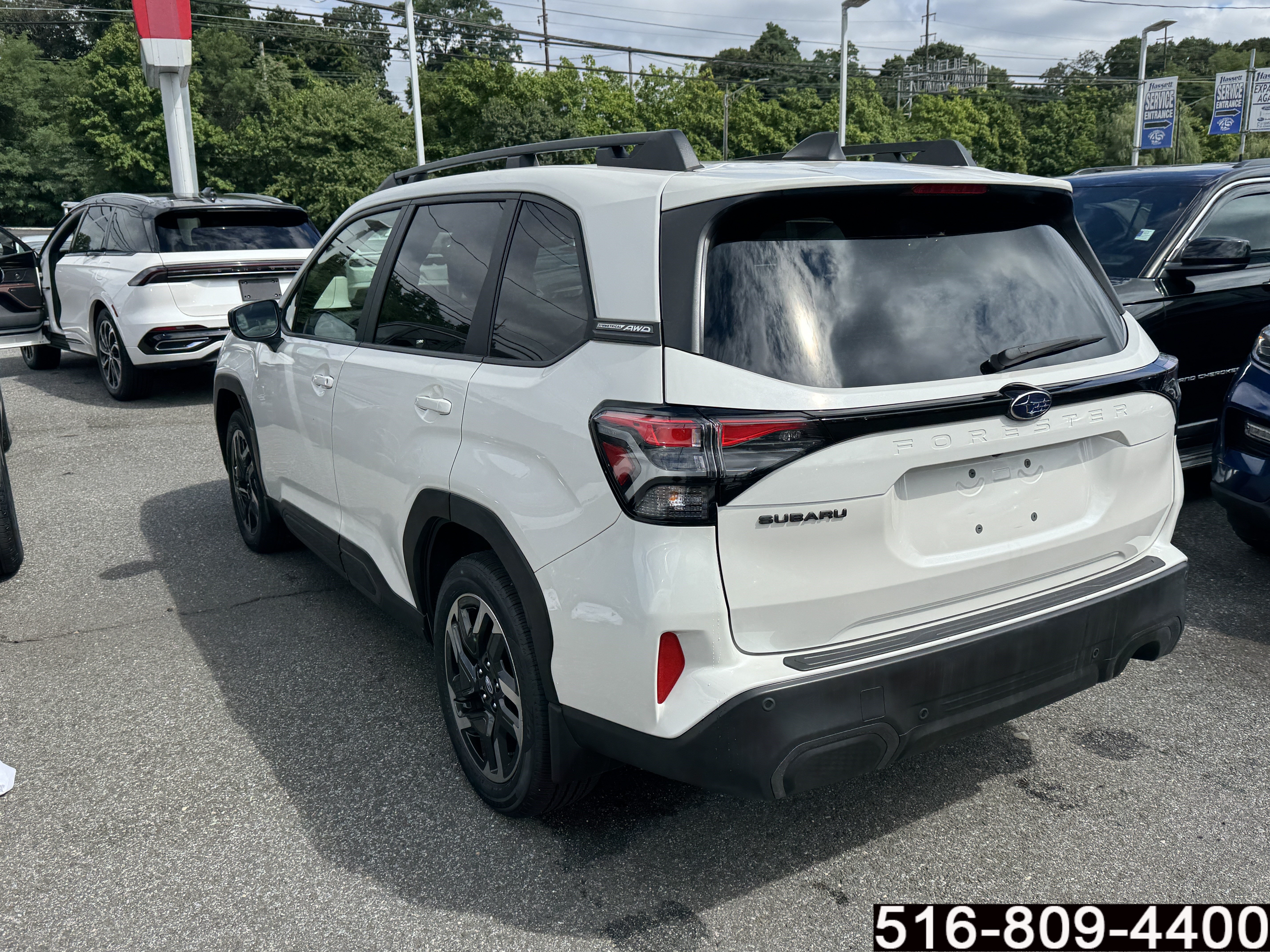 Used 2025 Subaru Forester Limited AWD/4WD image 7