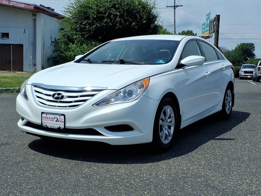 Used 2013 Hyundai Sonata GLS FWD image 3