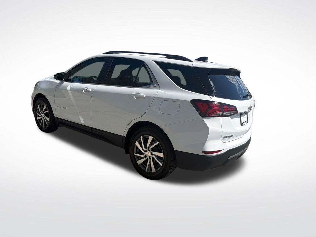 Used 2023 Chevrolet Equinox LT FWD image 3