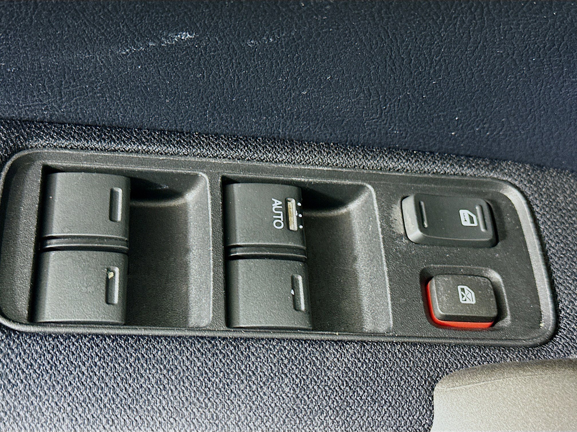 Used 2011 Honda CR-V SE image 15