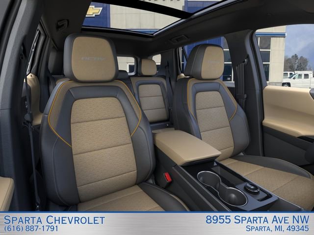 New 2026 Chevrolet Equinox ACTIV w/ Convenience Package III AWD/4WD image 16