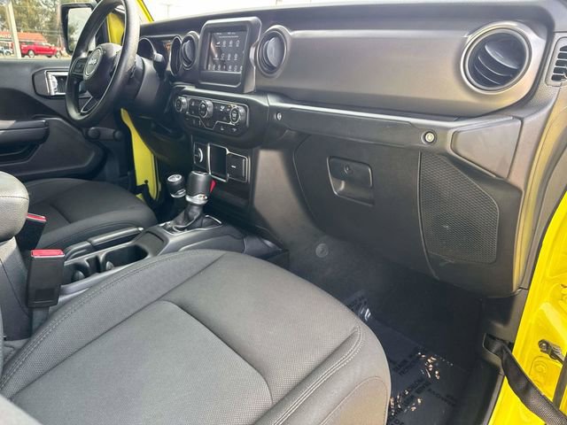 Used 2023 Jeep Gladiator Sport w/ Trailer Tow Package image 18