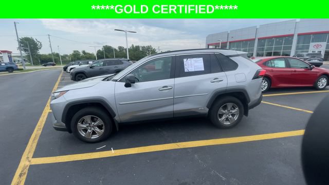 Certified 2024 Toyota RAV4 LE AWD/4WD image 7