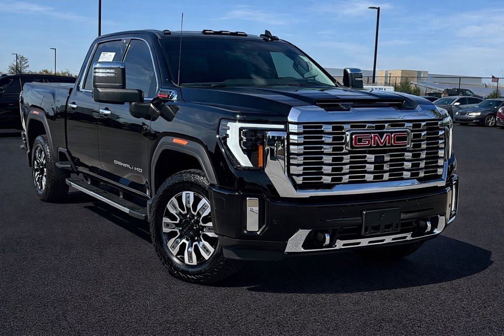 Used 2025 GMC Sierra 2500 Denali w/ Denali Reserve Package