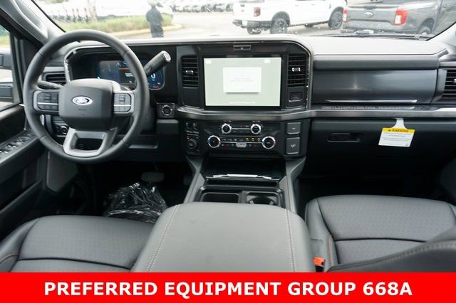 New 2026 Ford F550 4x4 Crew Cab Super Duty image 5