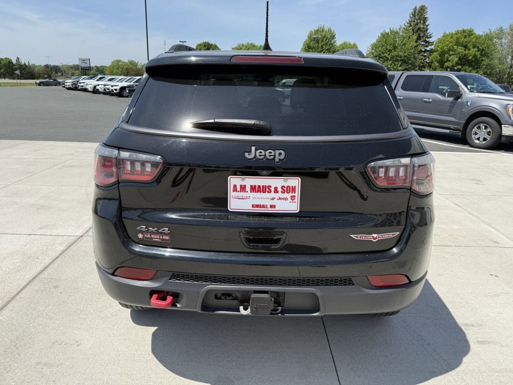 Used 2018 Jeep Compass Trailhawk w/ Leather Interior Group AWD/4WD image 7