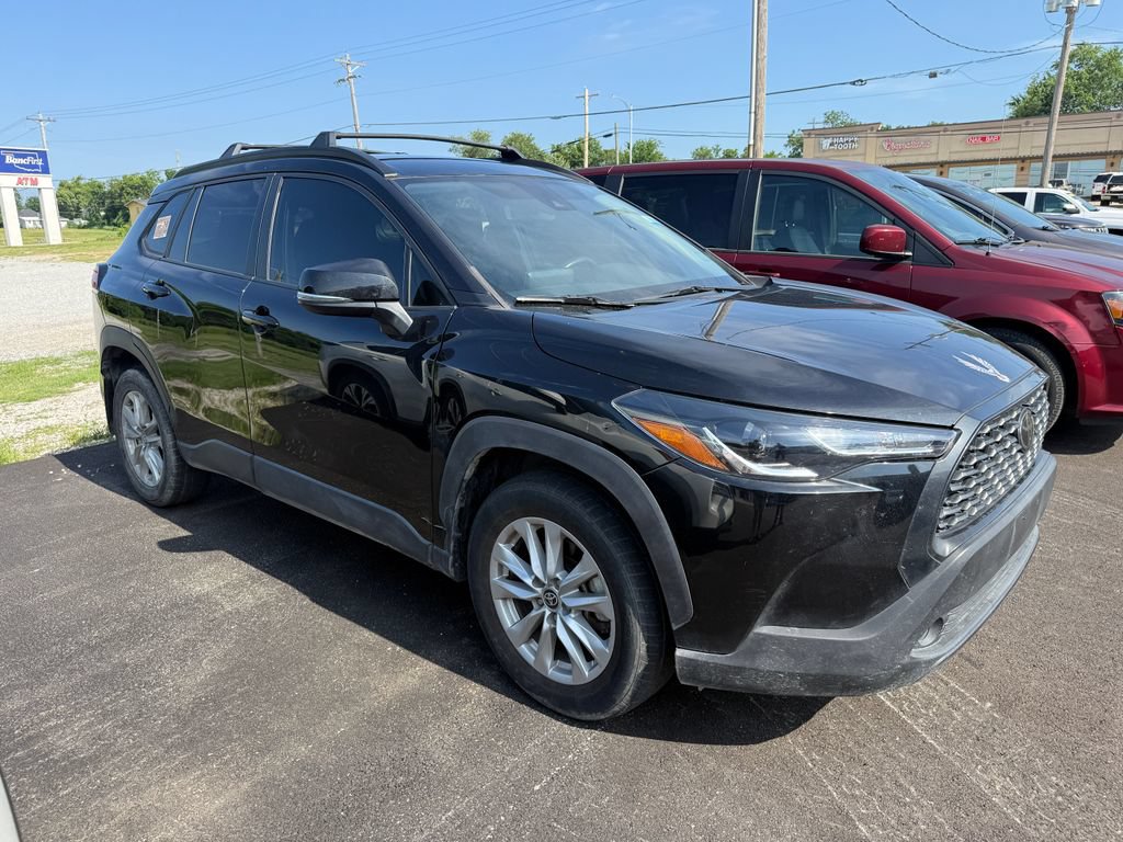 Used 2022 Toyota Corolla Cross LE FWD image 12