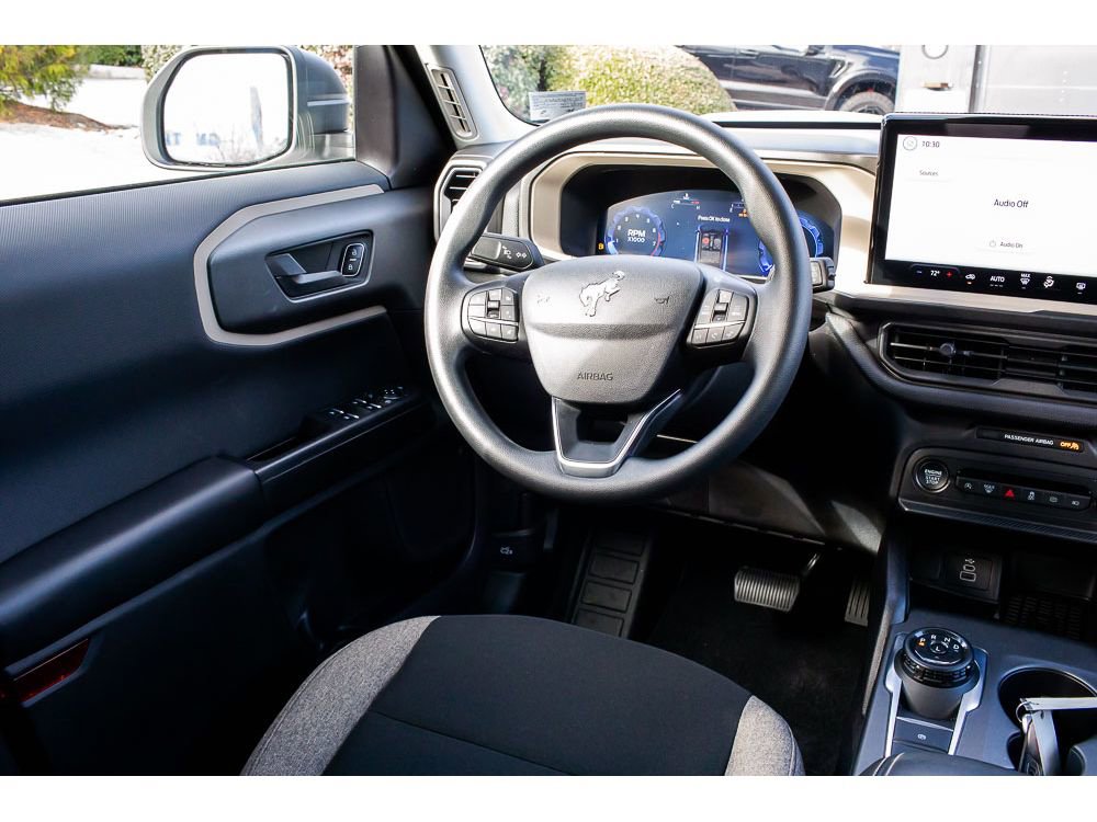 Used 2025 Ford Bronco Sport Big Bend image 13