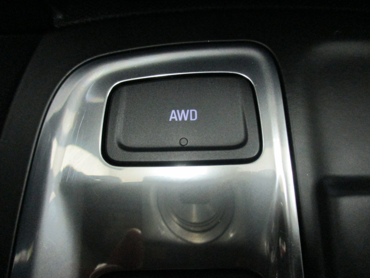 Used 2023 Chevrolet Equinox LT image 24