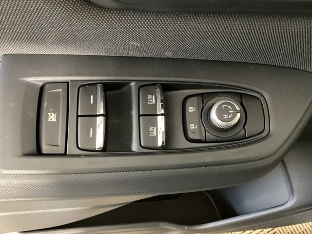 Used 2025 Subaru Forester Premium image 17