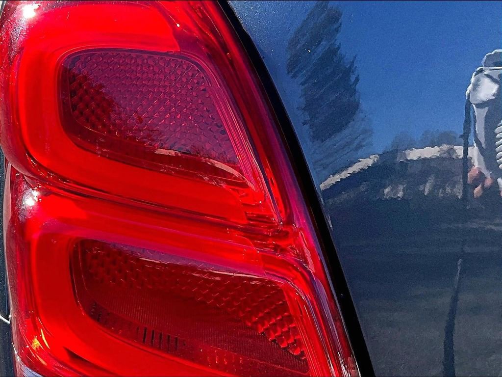 Certified 2022 Chevrolet Trax LT w/ LT Convenience Package image 24